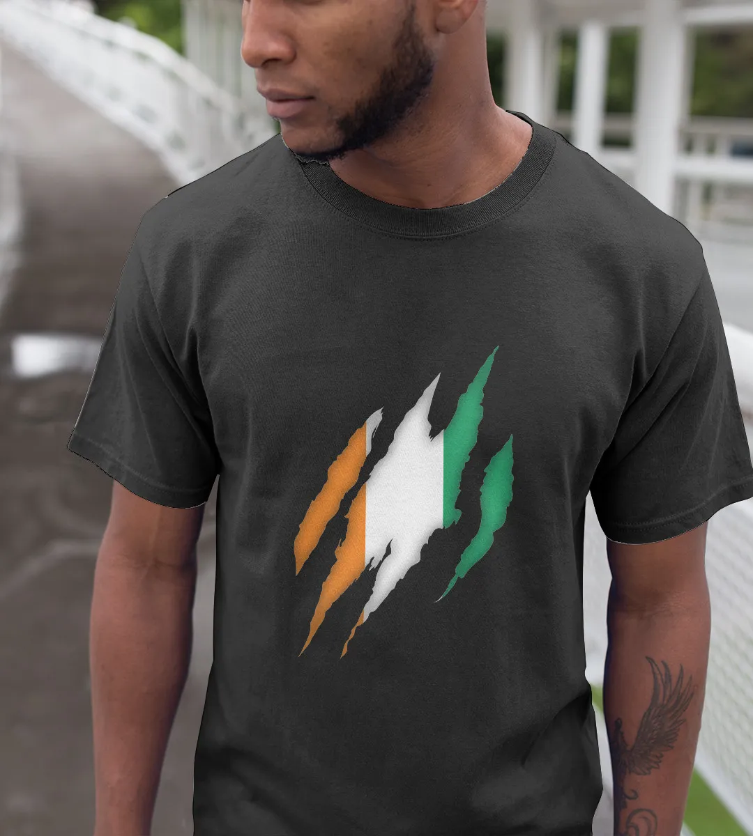 1sttheworld T-Shirt - Cote d'Ivoire Flag Scratch T-Shirt Black A35