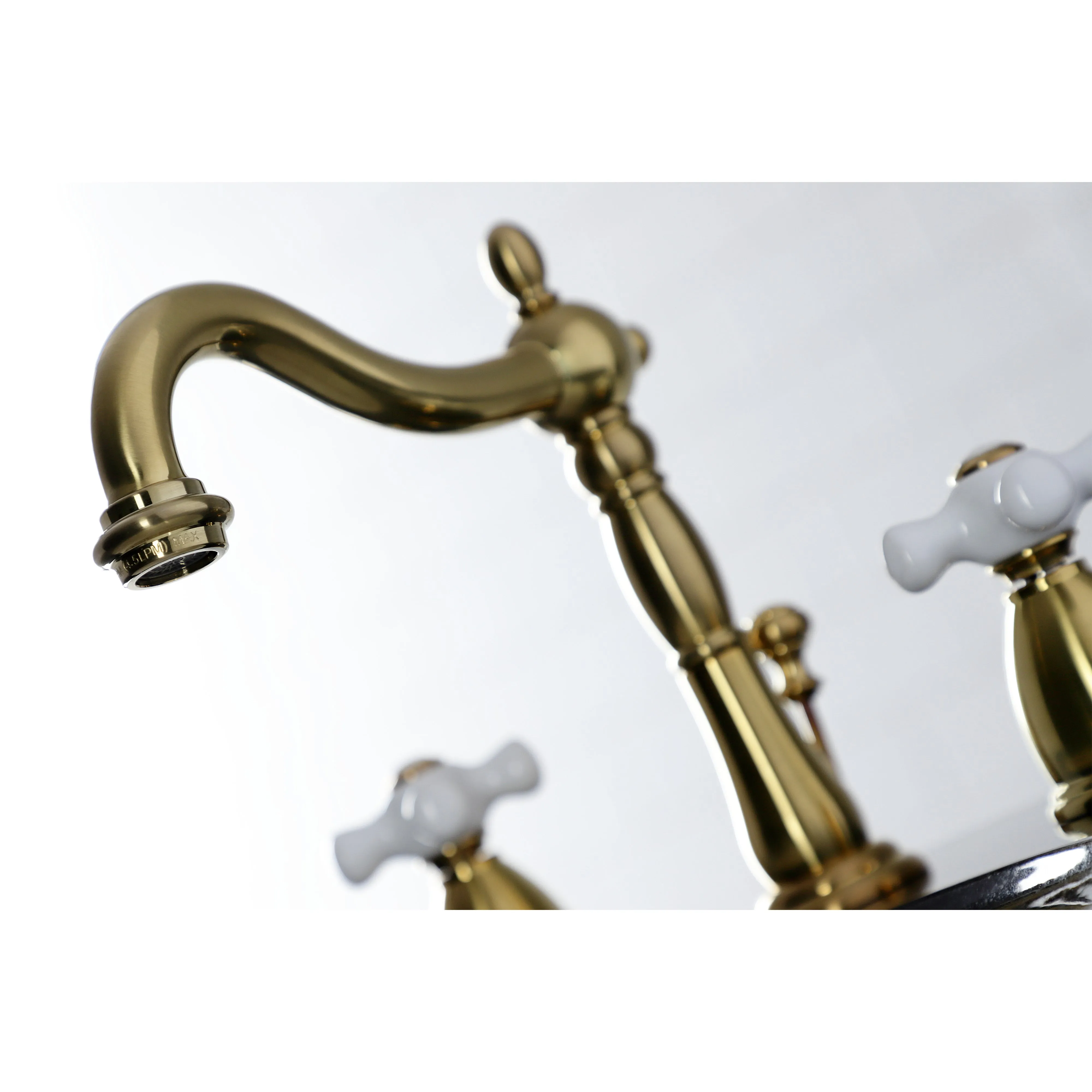 8" Widespread Bathroom Faucet With Dual Cross Handles For Easy Rotation