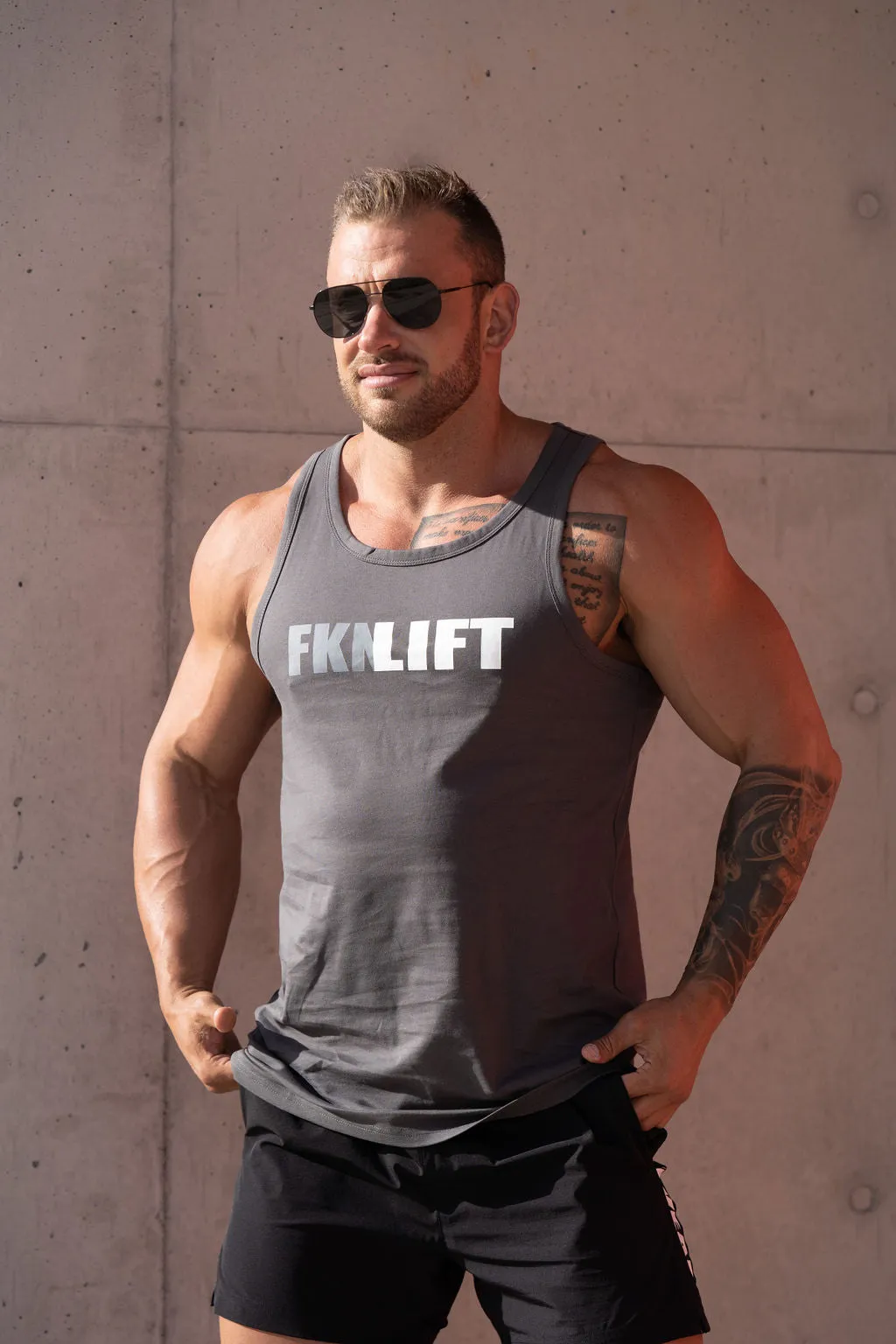 Conquer | Men's Gym Training Singlet | Charcoal Grey