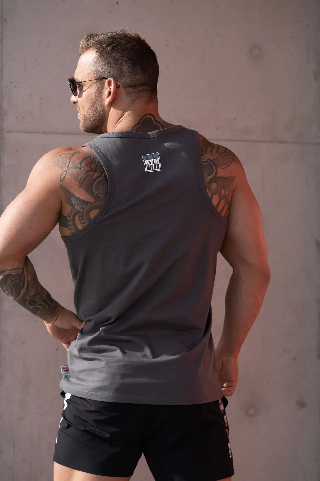 Conquer | Men's Gym Training Singlet | Charcoal Grey