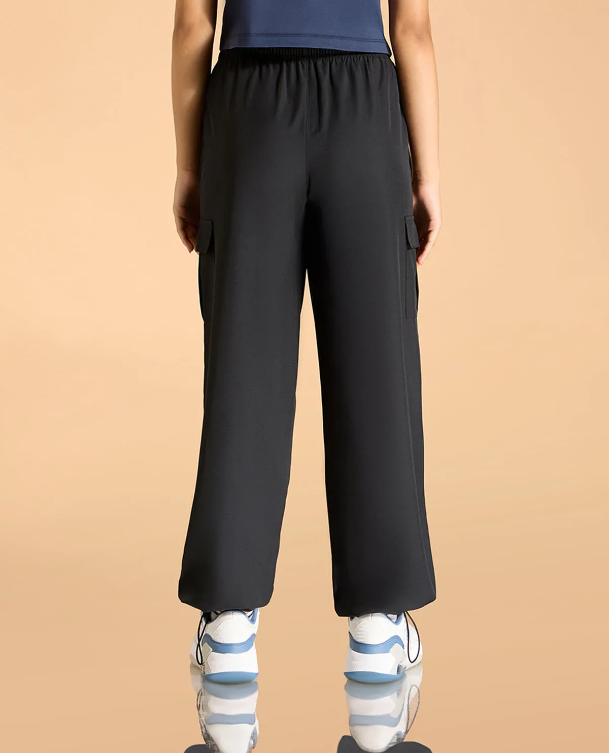 Cotton Crop Top and Mid Rise Solid Lightweight Cargo Pants Set