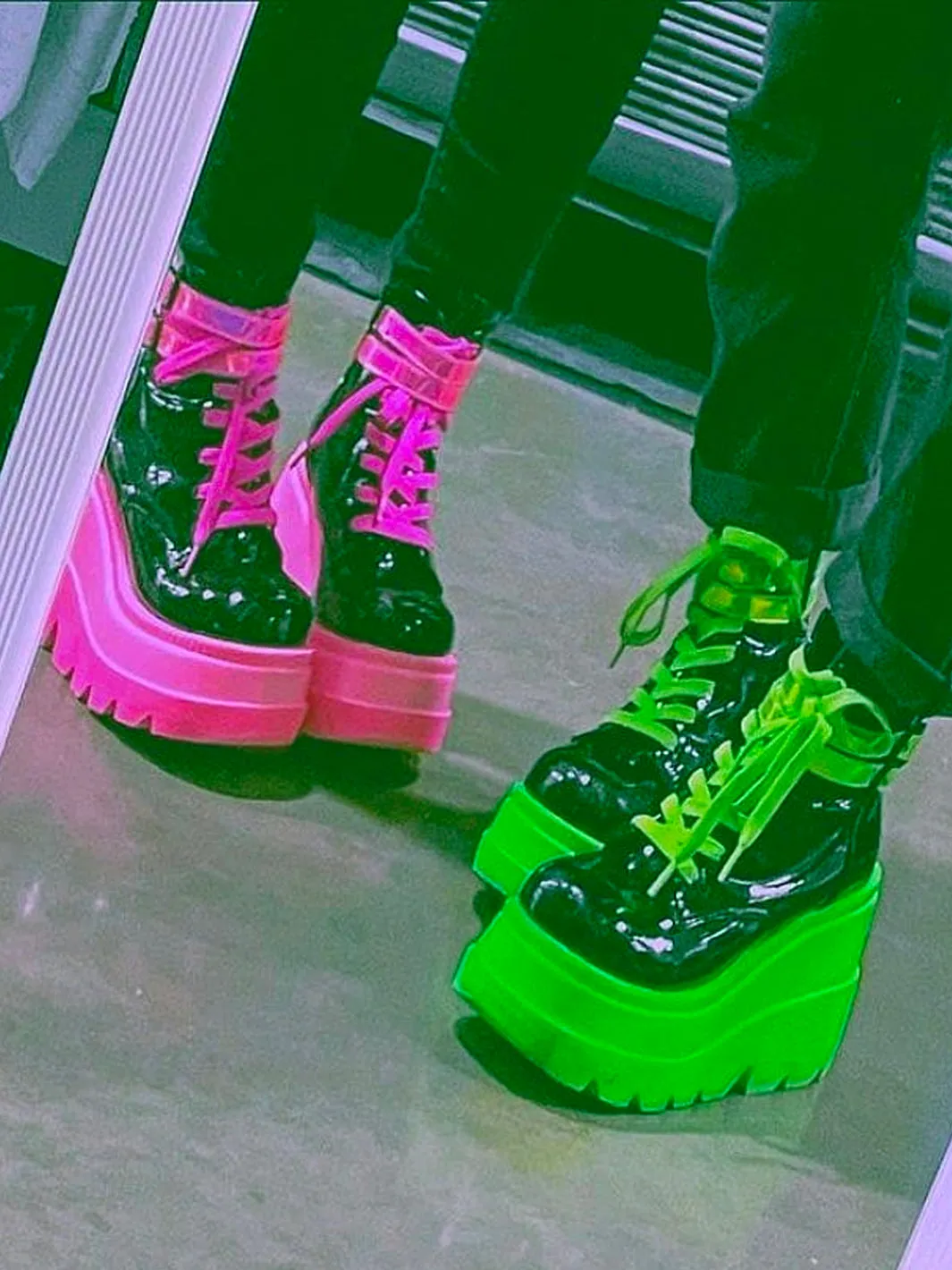 DEMONIA SHAKER-52 - BLACK PATENT UV NEON GREEN ✰ PRE ORDER ✰