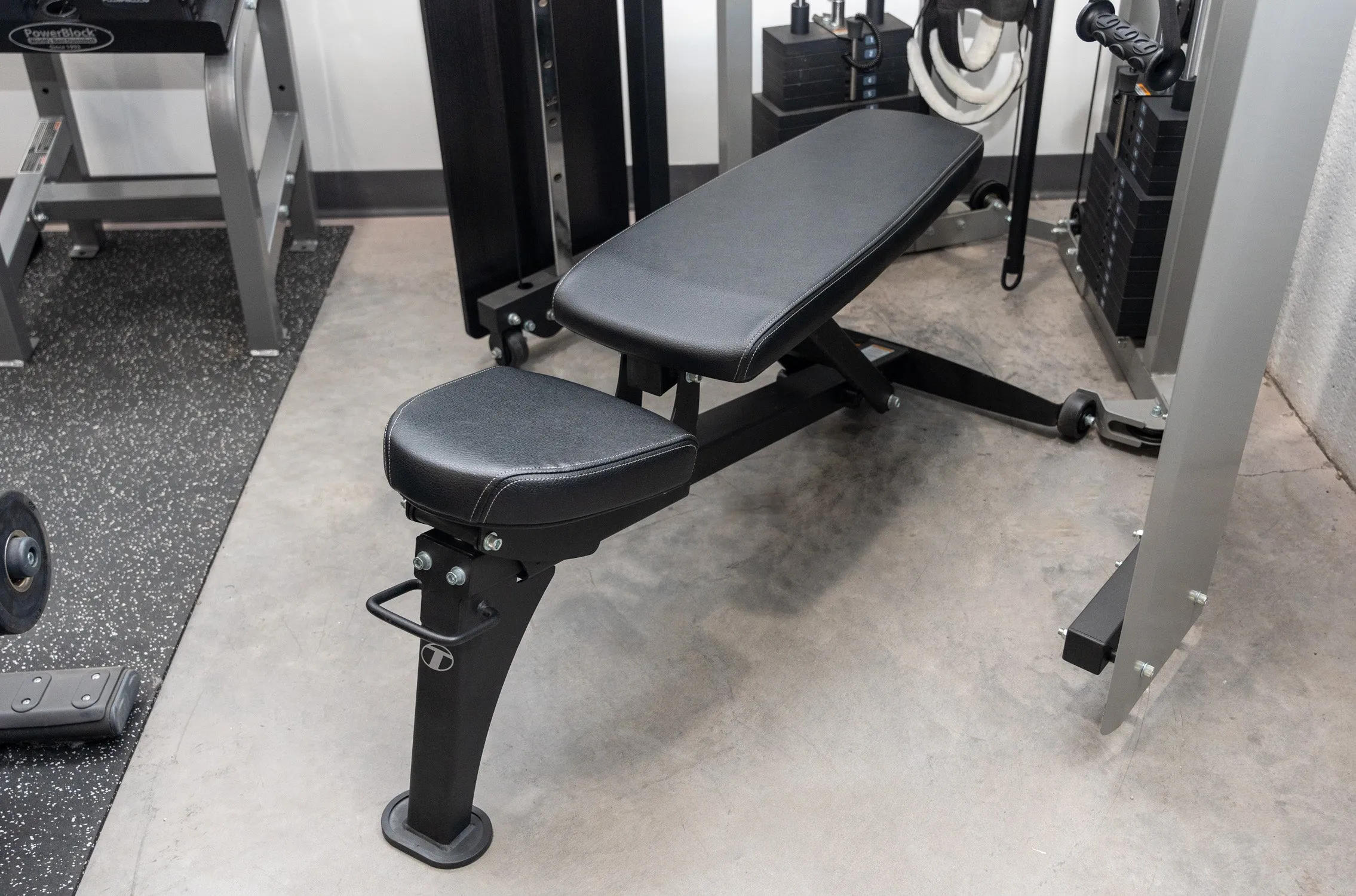 F9 Adjustable Bench