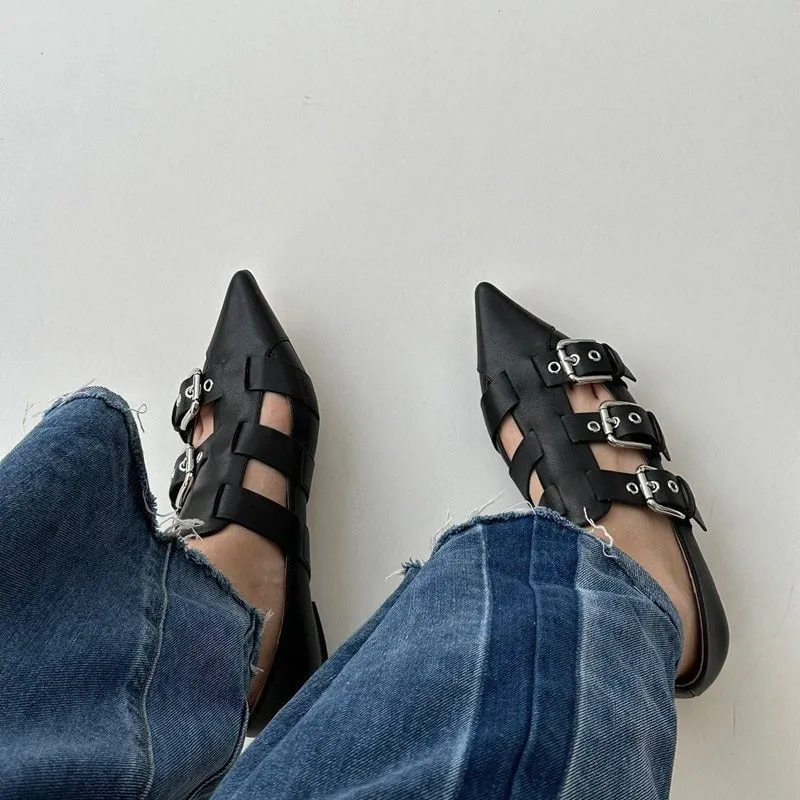 Handmade Leather Punk Style Point Toe Flats in Black/Silver