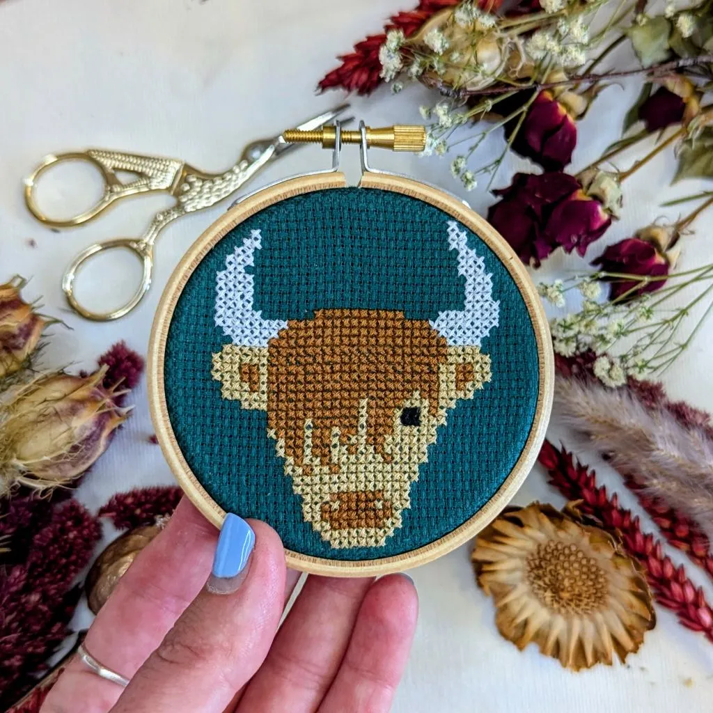 Highland Coo Cross Stitch Kit