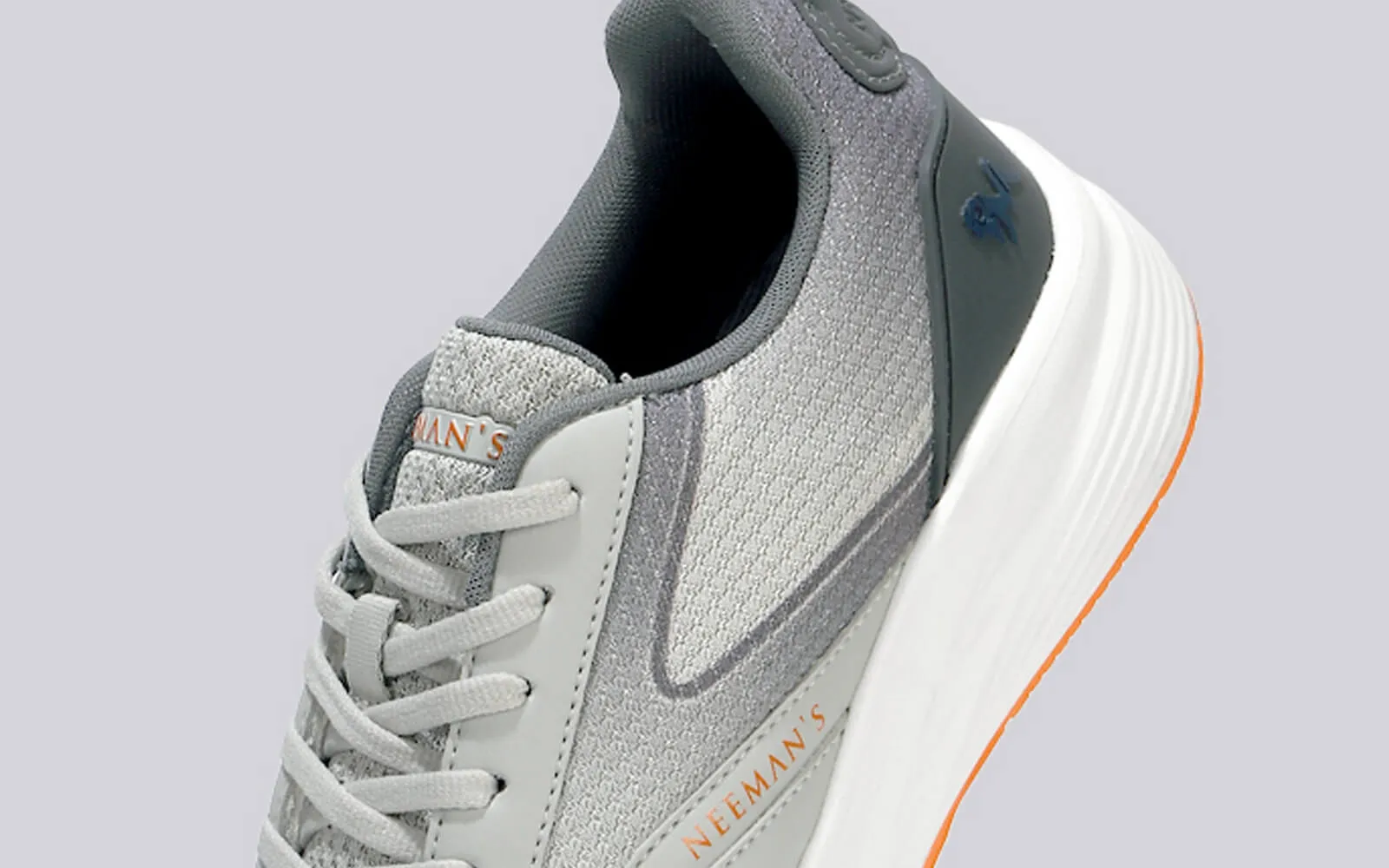 Light Trainers : Grey