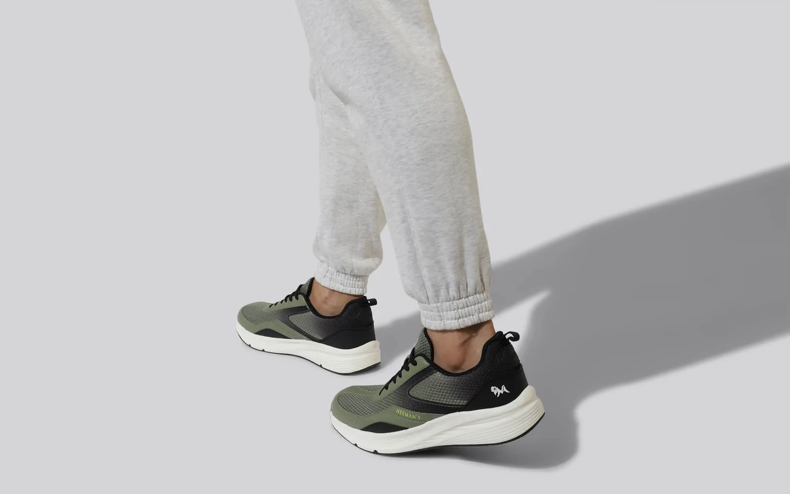 Light Trainers : Olive-Black