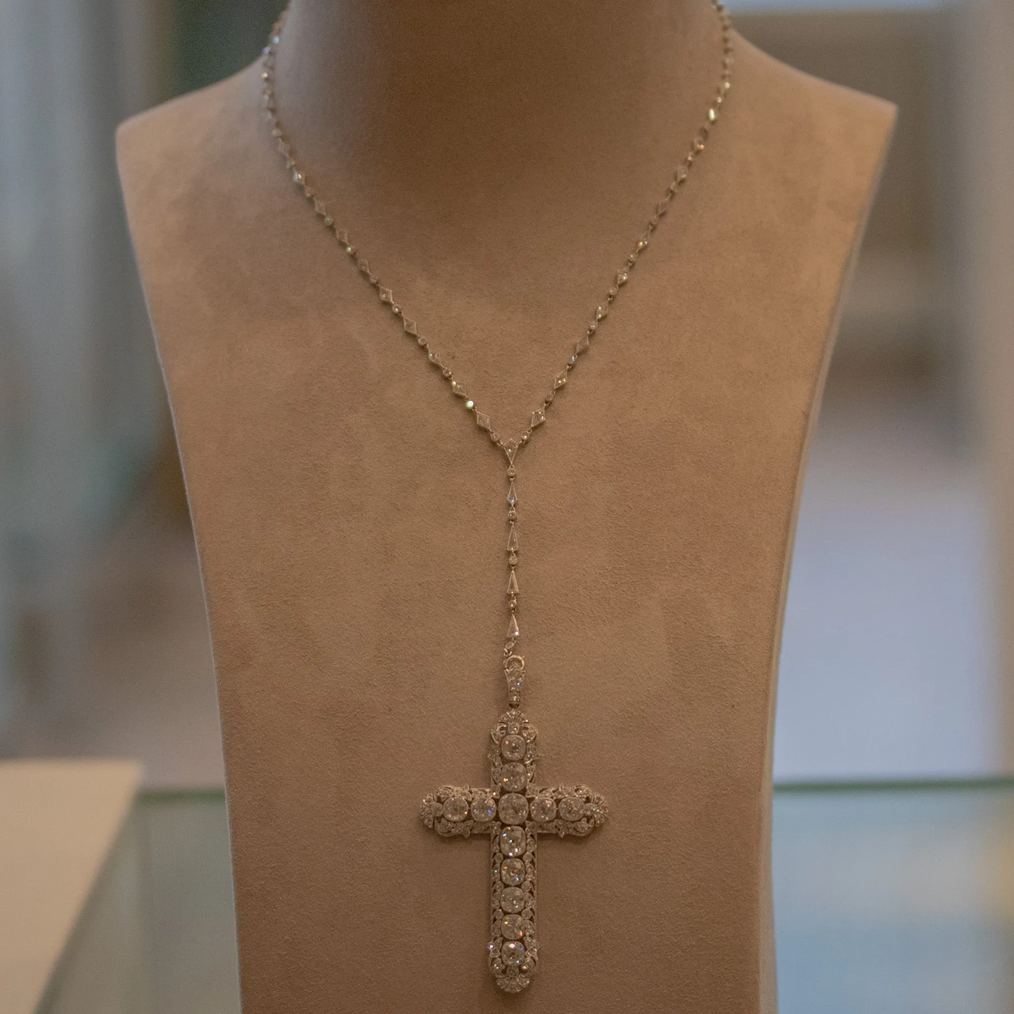 Magnificent Edwardian Diamond Platinum Cross Necklace