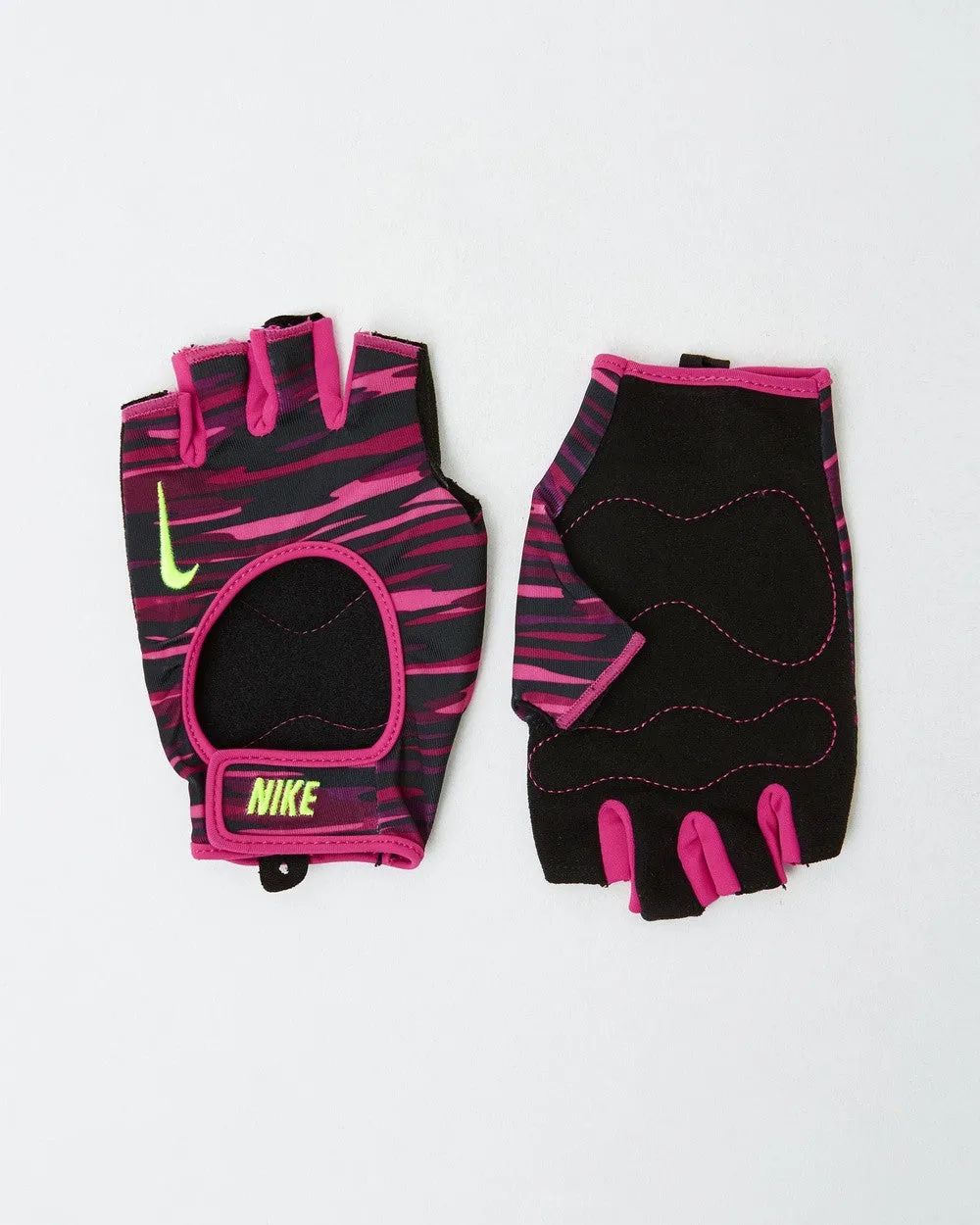 NIKE WOMENS FIT TRAINING GLOVES -