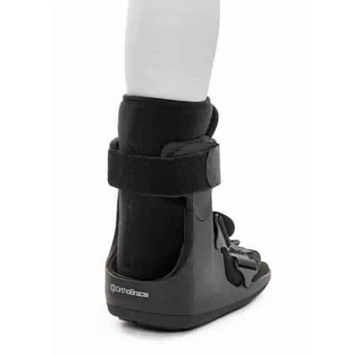 OrthoStep Short Moon Boot