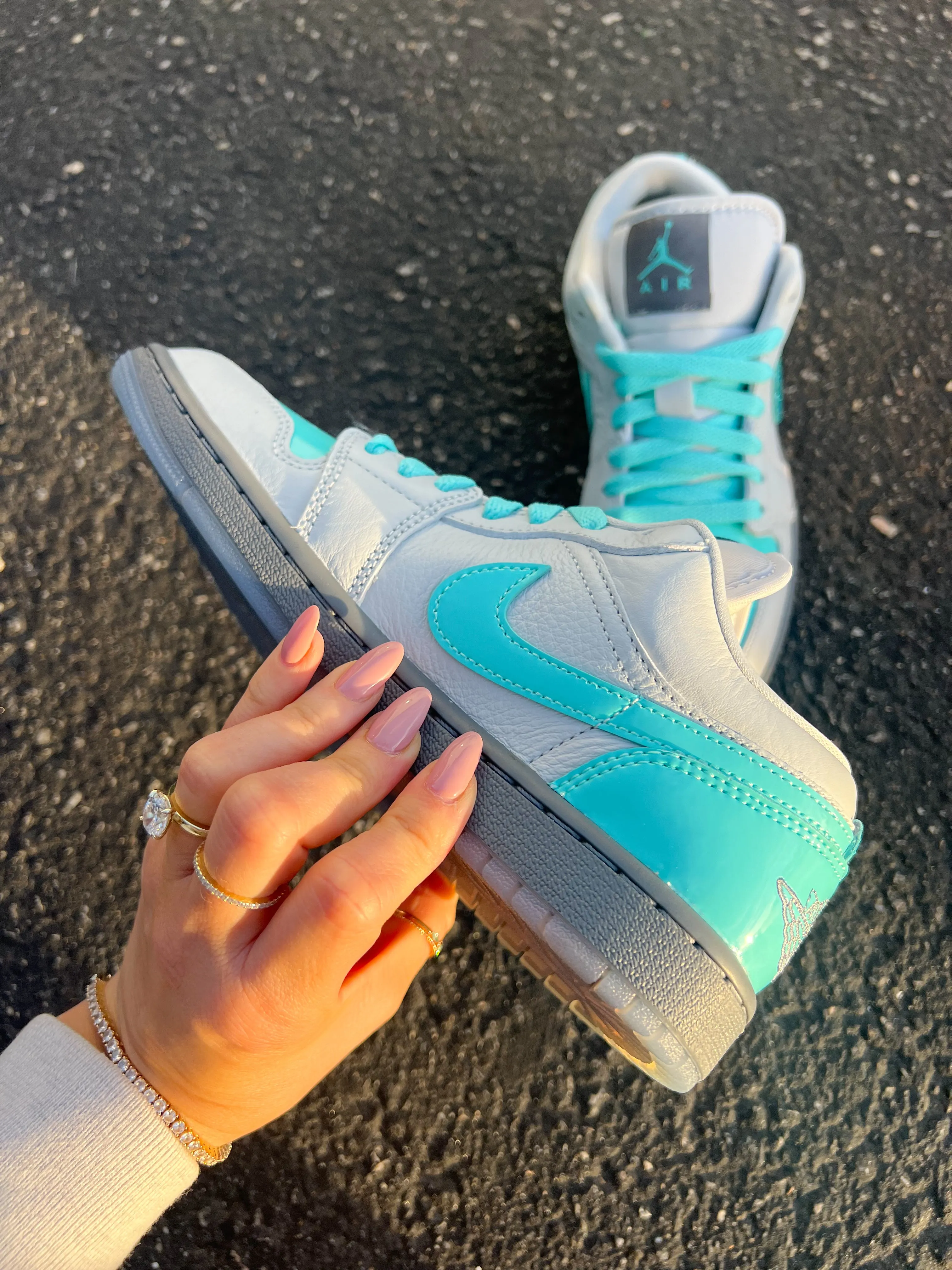 SIZE 7 Aqua Polaroid Swarovski Women’s Air Jordan Retro 1 Low Shoes