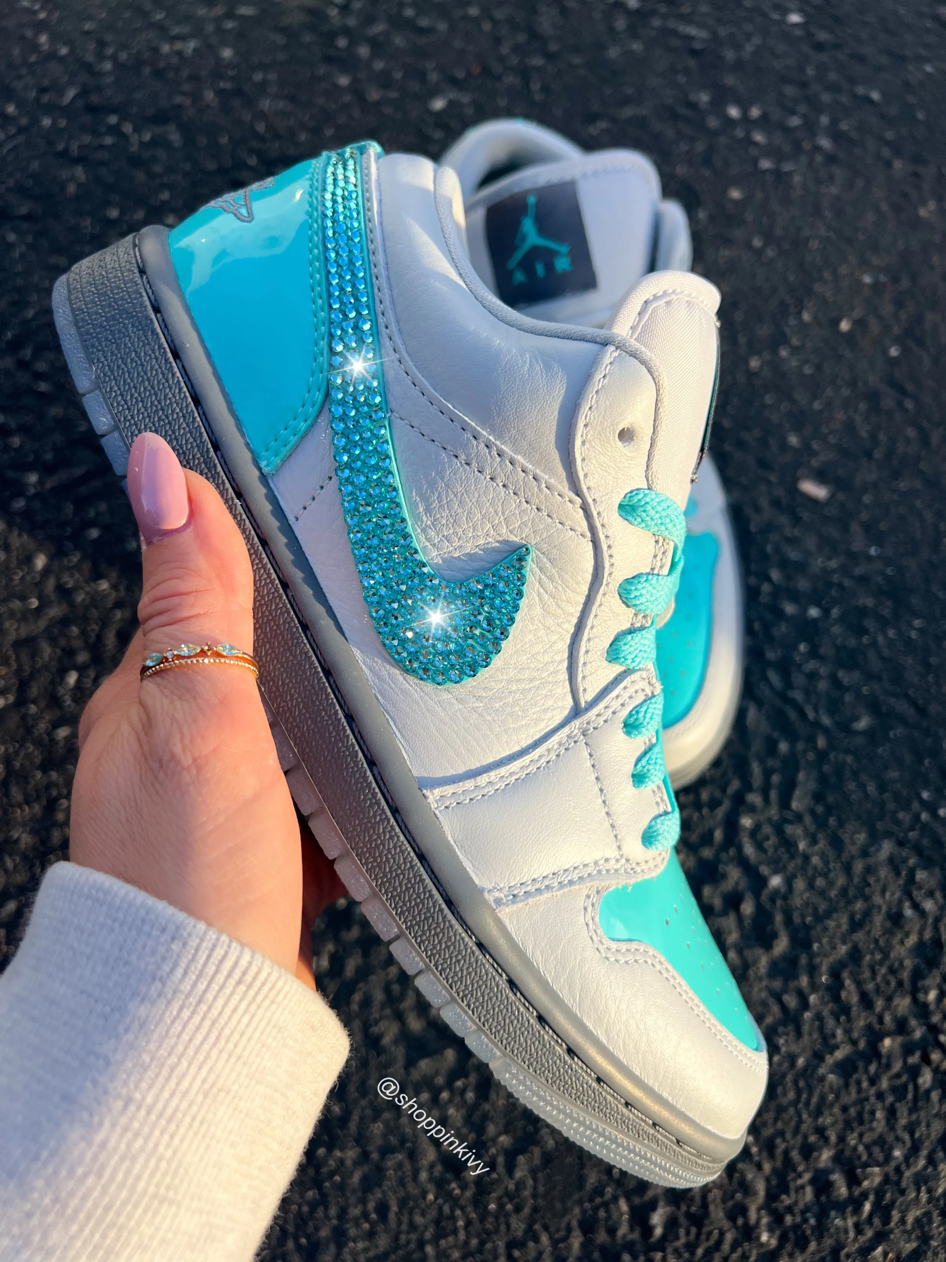 SIZE 7 Aqua Polaroid Swarovski Women’s Air Jordan Retro 1 Low Shoes