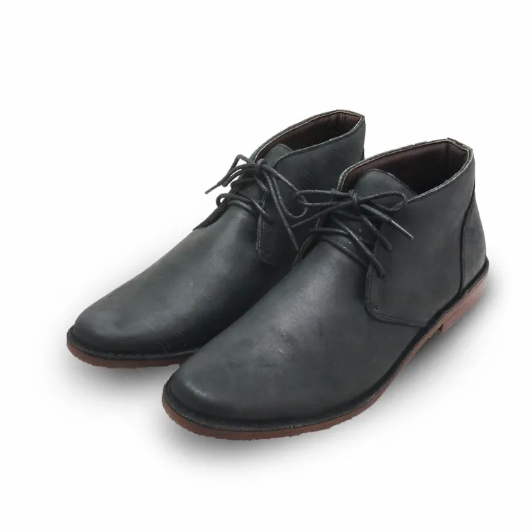 The Carpentry Ankle Boot Nubuck Black