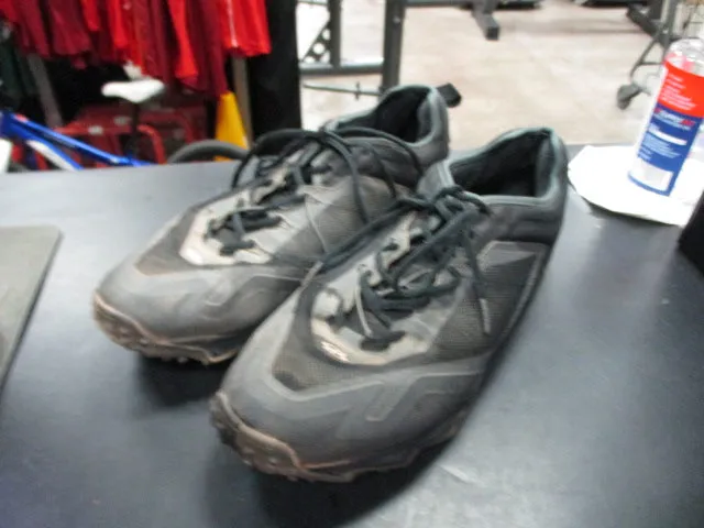 Used BoomBah Turf Cleats Size 13