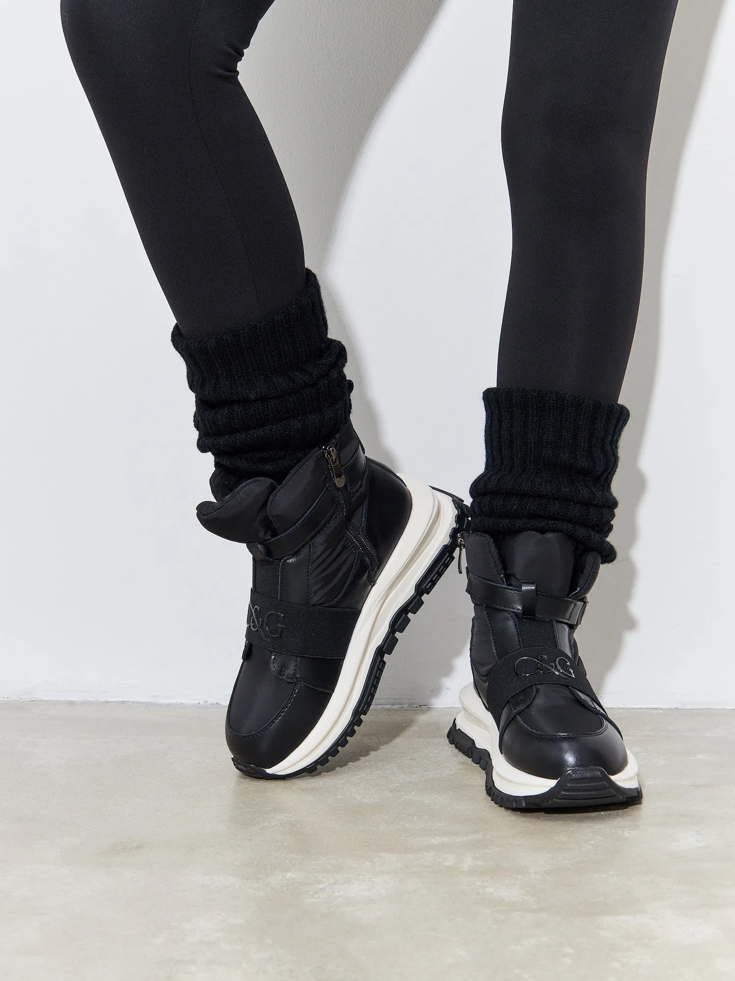 Winter Ankle Sneaker Boots - Black